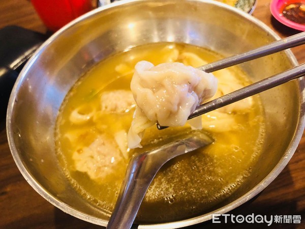 ▲小吃,麵店,麵攤,餛飩麵。（圖／記者曹悅華攝）
