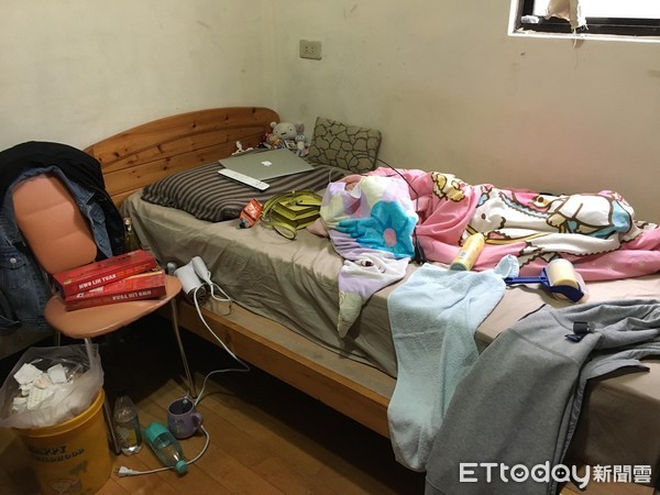 房間髒亂,亂七八糟,狗窩。（圖／記者周姈姈攝）